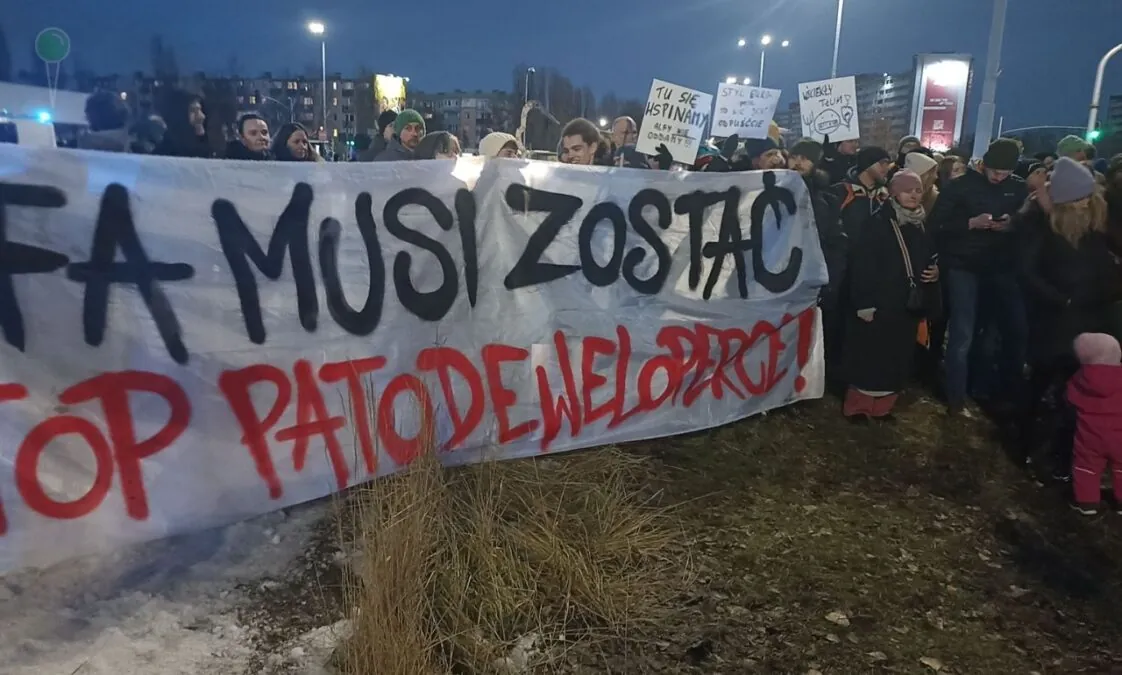 Protest pod Alfą. Mieszkańcy mówią: dość betonu (FOTO: wbijamszpile.pl)