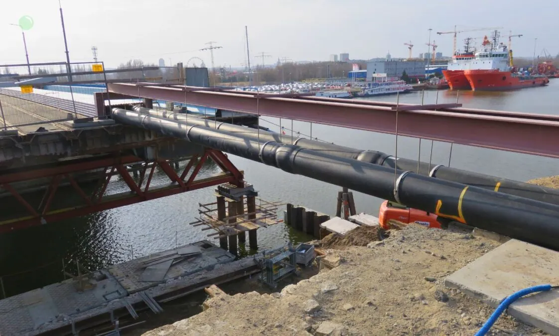 Rozebrany w całości wschodni przyczółek Mostu Siennickiego (FOTO: wbijamszpile.pl)