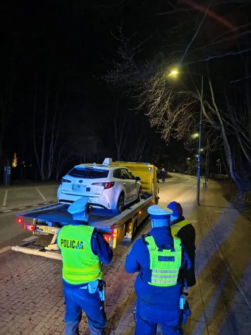 600 aut pod kontrolą. Policja sprawdzała przewozy na aplikację (FOTO: Pomorska Policja)