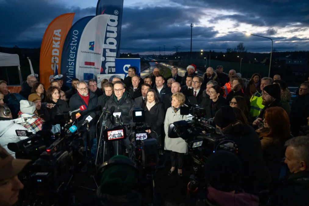Czytelnik: wyboje na Obwodnicy Metropolitalnej budzą mój niepokój (FOTO: Jacek Sowa/UMWP)