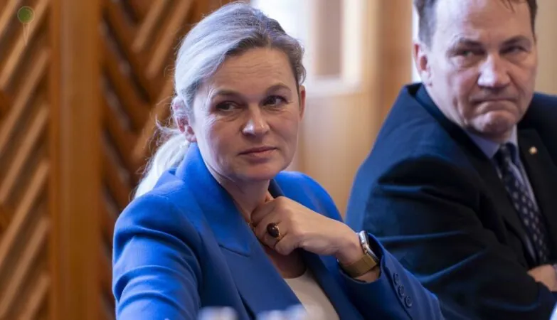 Minister Nowacka musi przeprosić autora podręcznika "Historia i Teraźniejszość" (FOTO: MEN/X)