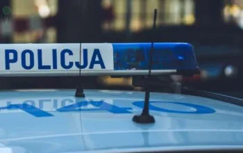 Śmiertelne potrącenie na torach pod Gdańskiem (FOTO: canva)