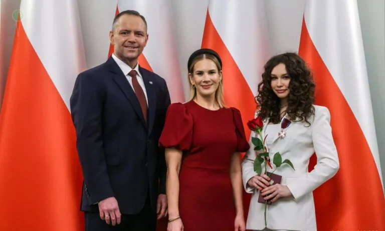 17-latka z Gdyni z prestiżowym odznaczeniem od prezydenta RP (FOTO: KPRP)