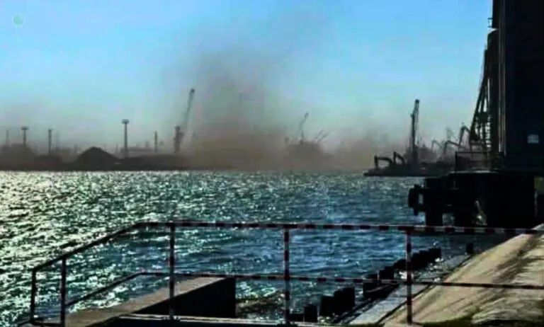 Czarny pył węglowy nad Letnicą. Mieszkańcy czekają na reakcję władz (FOTO: Sebastian Piasecki)