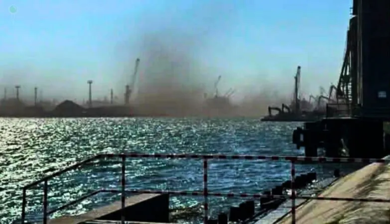 Czarny pył węglowy nad Letnicą. Mieszkańcy czekają na reakcję władz (FOTO: Sebastian Piasecki)