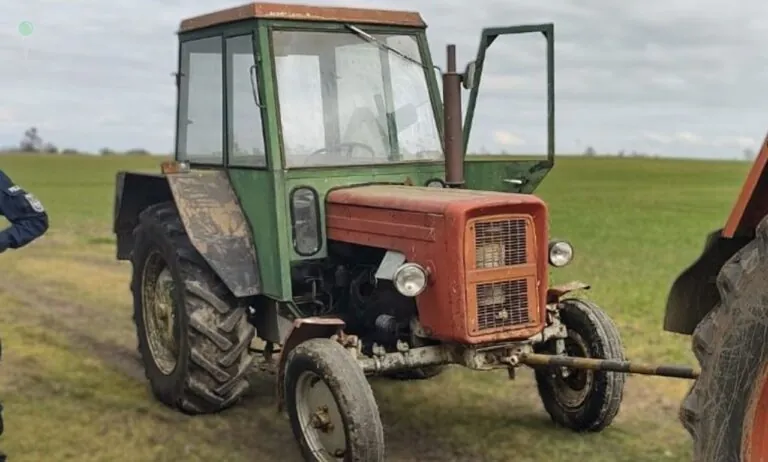 Syn ukradł matce ciągnik Ursus na Pomorzu (FOTO: KPP Starogard Gdański)