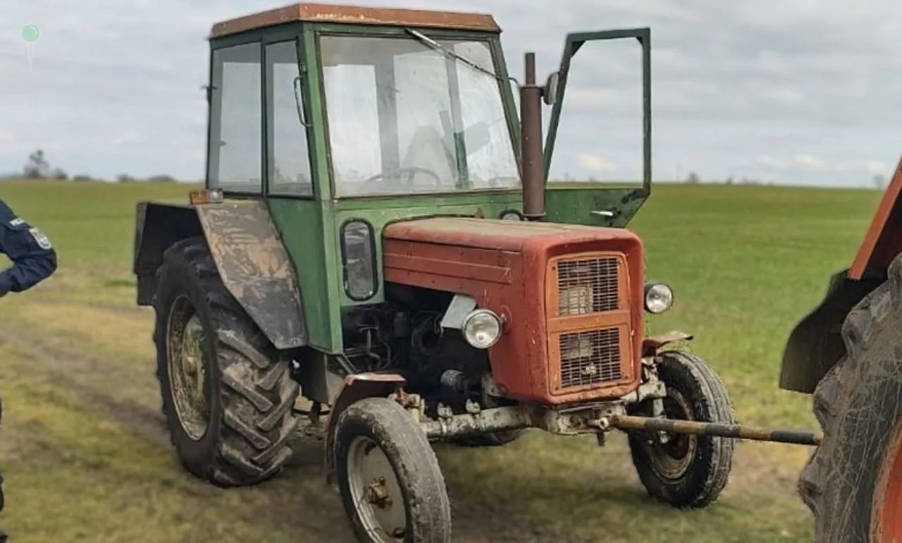 Syn ukradł matce ciągnik Ursus na Pomorzu (FOTO: KPP Starogard Gdański)