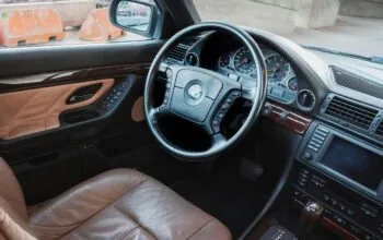 BMW 328: dlaczego warto sprowadzić klasyczny sedan z USA (FOTO: mat. prasowe)