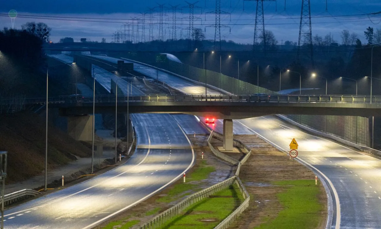 Czytelnik: wyboje na Obwodnicy Metropolitalnej budzą mój niepokój (FOTO: Jacek Sowa/UMWP)