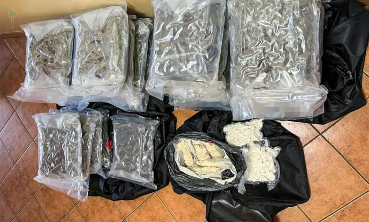 Narkotykowy magazyn w Chojnicach. 30 kg marihuany nie trafi na ulice (FOTO: KWP Gdańsk)