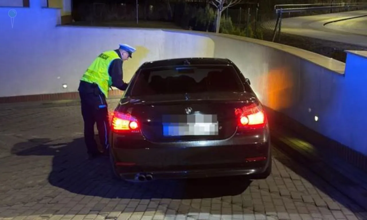 25-latek z BMW stracił prawo jazdy za drift (FOTO: KPP Kartuzy)