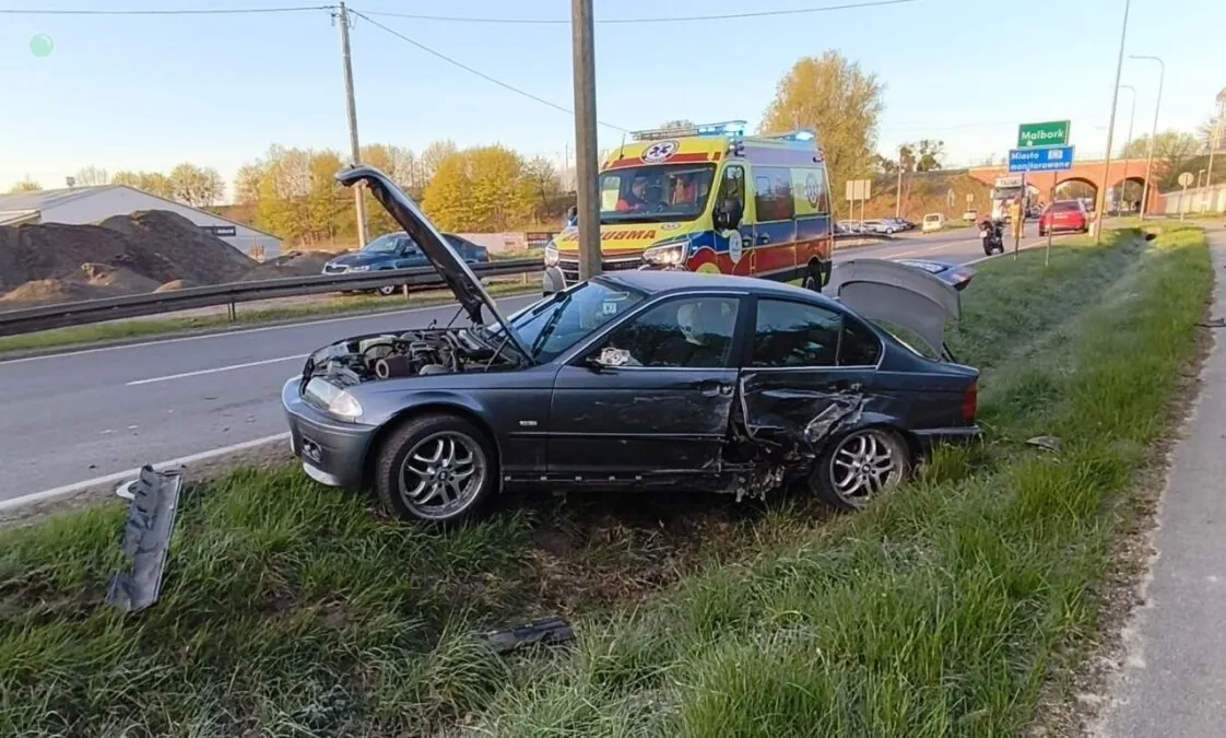 Groźny wypadek w Malborku. Lądował śmigłowiec LPR (FOTO: KPPSP Malbork)