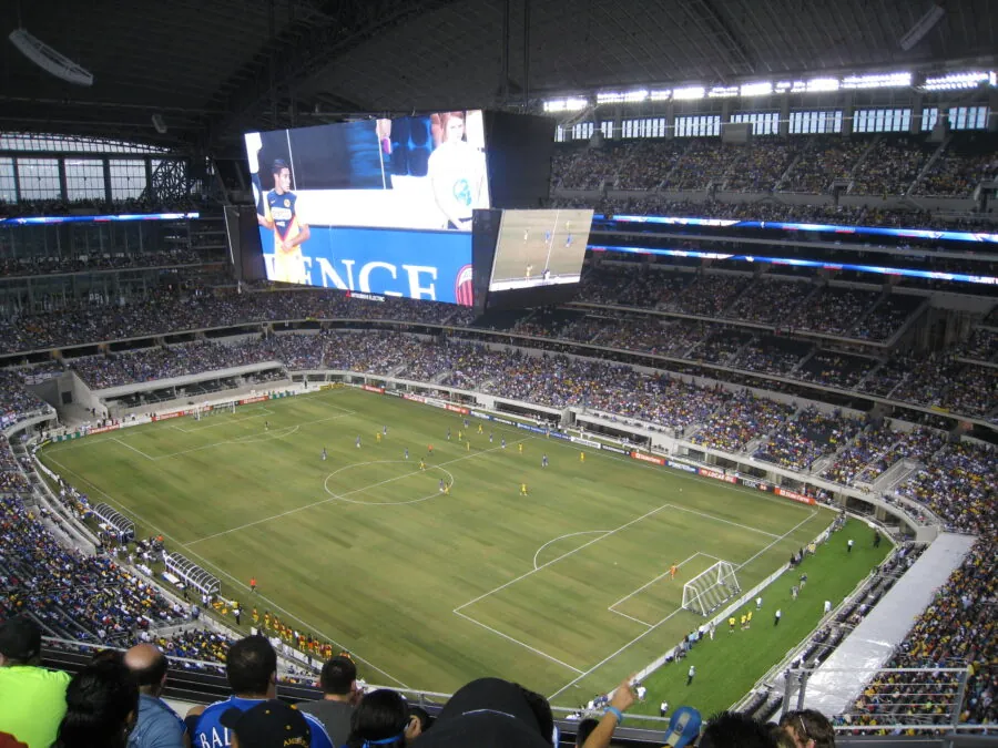 Stadion - AT&T Stadium Teksas - USA (FOTO: Mahanga, CC BY 3.0)
