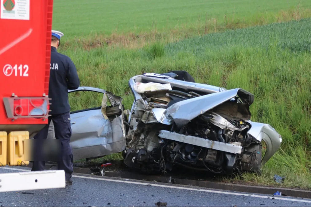 Wypadek pod Człuchowem. Nie żyją dwie osoby (FOTO: KWPSP Gdańsk)
