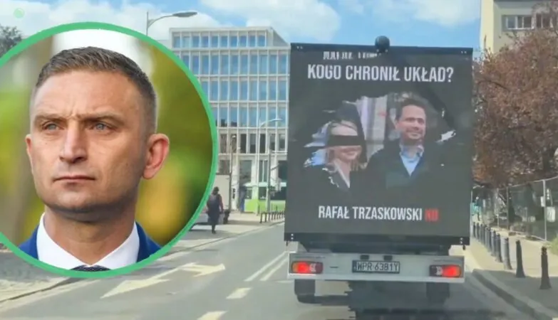 Samochód z LED przypomni sprawę Kamili L. i KO. Czy przyjedzie na Pomorze? (FOTO: Robert Bąkiewicz/x)