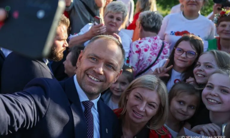 Czy Karol Nawrocki jest liderem Polaków? Nowy sondaż (FOTO: KPRP)