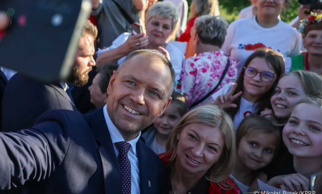 Czy Karol Nawrocki jest liderem Polaków? Nowy sondaż (FOTO: KPRP)