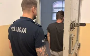 Ukradł hulajnogę i ukrył ją w klatce schodowej (FOTO: KPP Kwidzyn)