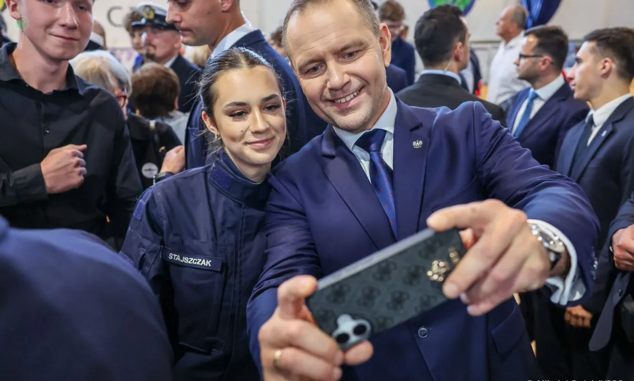 Polacy coraz chętniej ufają Karolowi Nawrockiemu. Prezydent bije rekord (FOTO: KPRP)