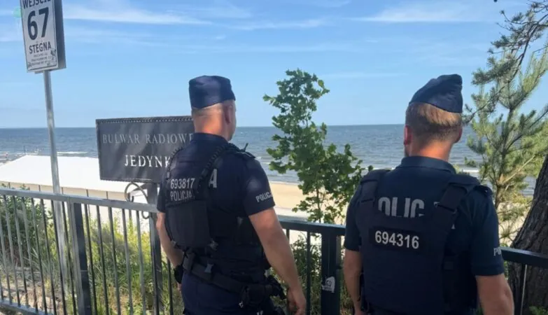 Policja wzmacnia patrole na Mierzei Wiślanej
