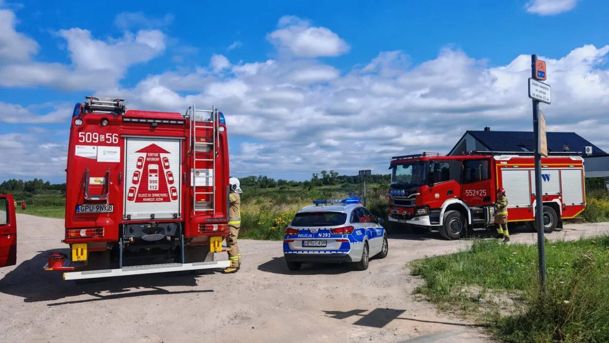 Mosty: ciężki wypadek podczas czyszczenia rowów melioracyjnych (FOTO: KWPSP Gdańsk)