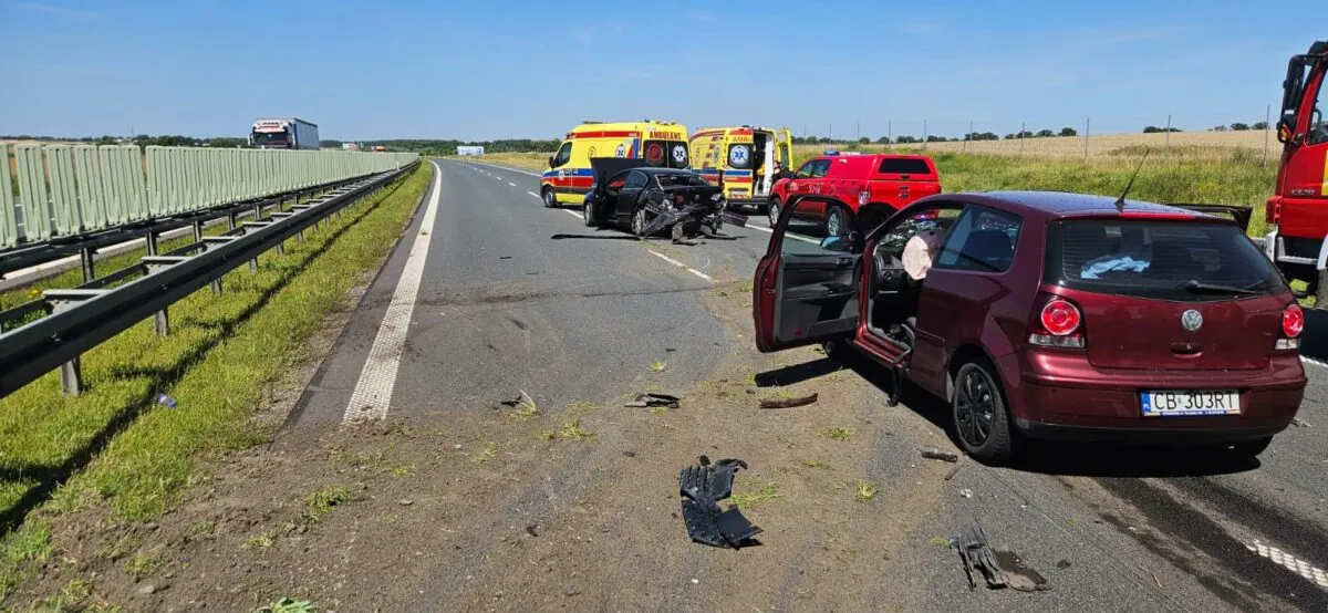 Wypadek na autostradzie A1 nieopodal Kopytkowa (FOTO: KPSP Starogard Gdański)