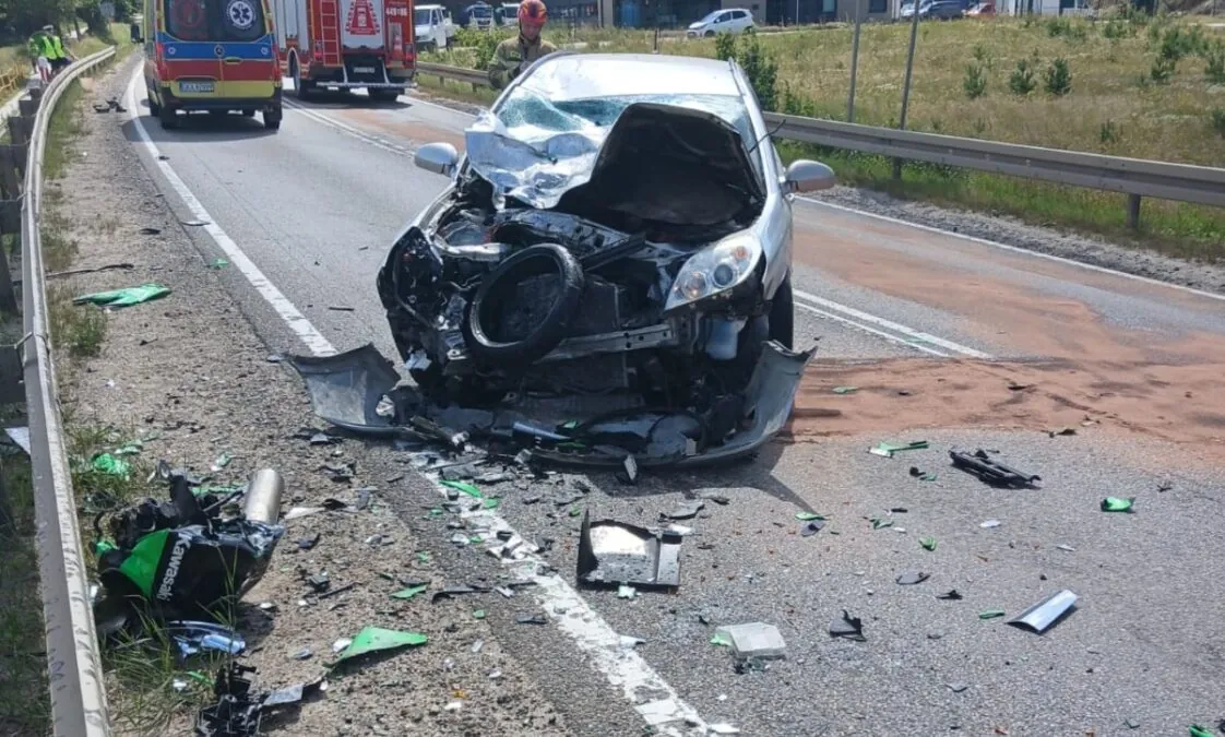 Tragiczny wypadek w Glinczu. Nie żyje motocyklista
