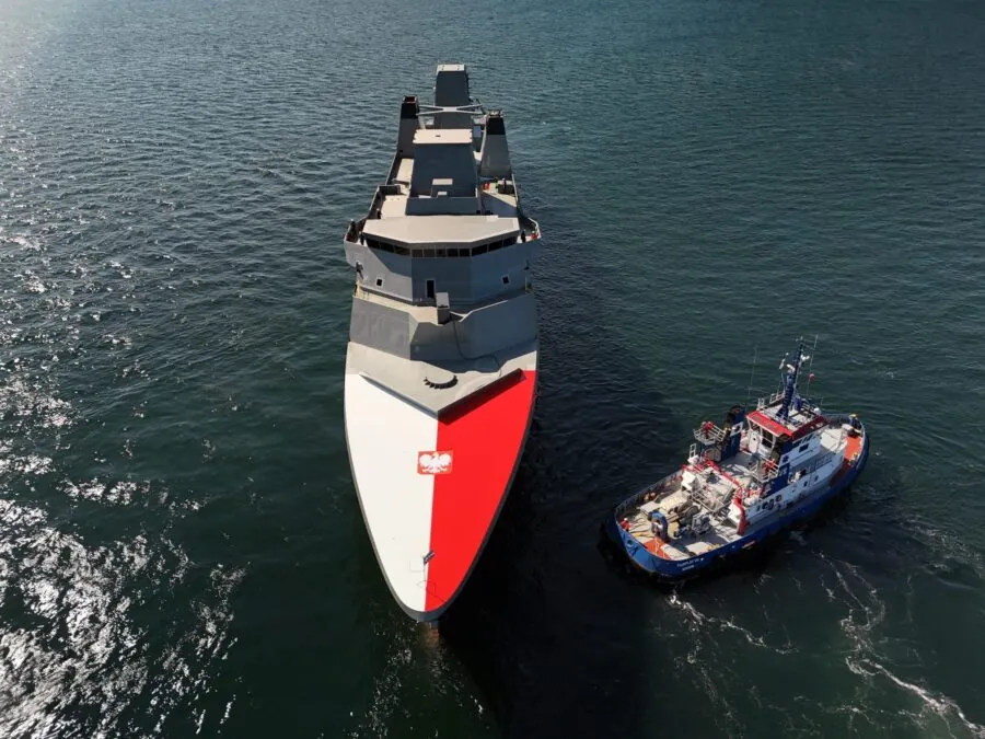 ORP „Wicher” zwodowany. Fregata wraca do stoczni (FOTO: PGZ Stocznia Wojenna)