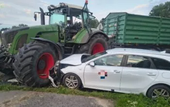 Wypadek na DK55 w Otłówku. Poszkodowane matka i córka (FOTO: KWP PSP Gdańsk)