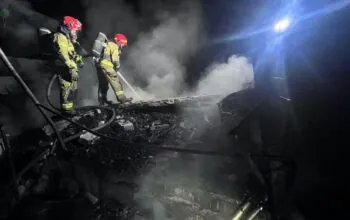 Tragiczny pożar altany w Gdańsku. Dwie osoby nie żyją (FOTO: KMPSP Gdańsk)