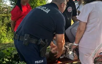 Upał dał się we znaki seniorce. Interwencja w Gniewie (FOTO: KPP Tczew)